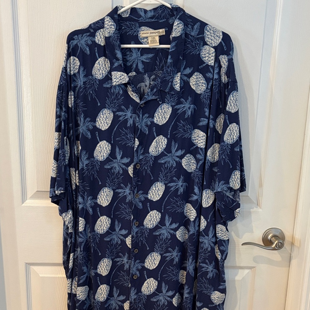 Passport Dark Blue Pineapple Print Men's Shirt